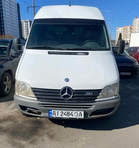 Белый Мерседес Sprinter, объемом двигателя 2.1 л и пробегом 489 тыс. км за 5300 $, фото 1 на Automoto.ua