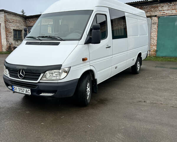 Білий Мерседес Sprinter, об'ємом двигуна 2.7 л та пробігом 900 тис. км за 10000 $, фото 1 на Automoto.ua