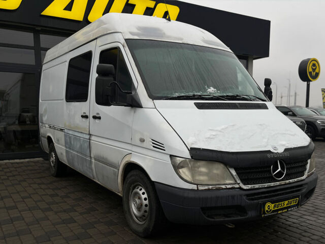 Белый Мерседес Sprinter, объемом двигателя 2.2 л и пробегом 960 тыс. км за 4500 $, фото 1 на Automoto.ua