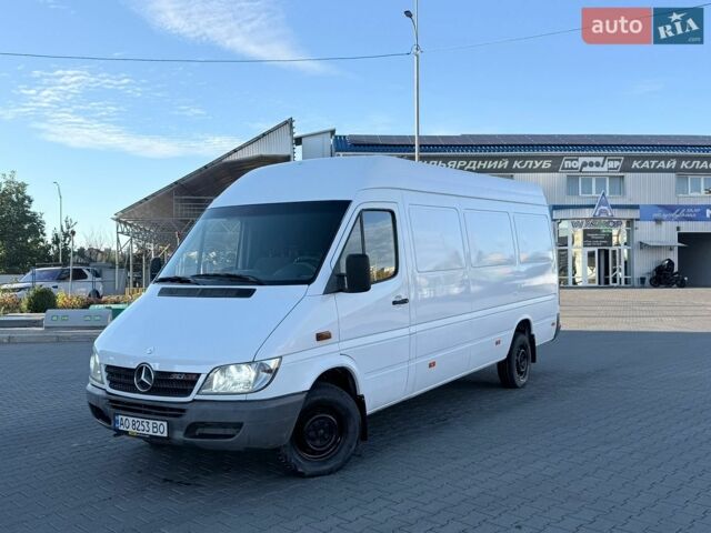 Білий Мерседес Sprinter, об'ємом двигуна 2.15 л та пробігом 300 тис. км за 7700 $, фото 1 на Automoto.ua