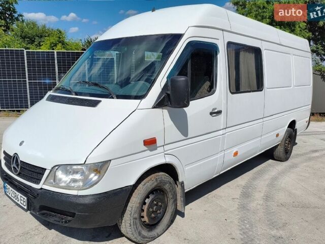 Белый Мерседес Sprinter, объемом двигателя 2.7 л и пробегом 183 тыс. км за 7800 $, фото 1 на Automoto.ua