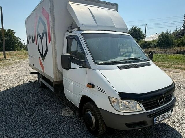 Белый Мерседес Sprinter, объемом двигателя 2.15 л и пробегом 626 тыс. км за 10800 $, фото 1 на Automoto.ua