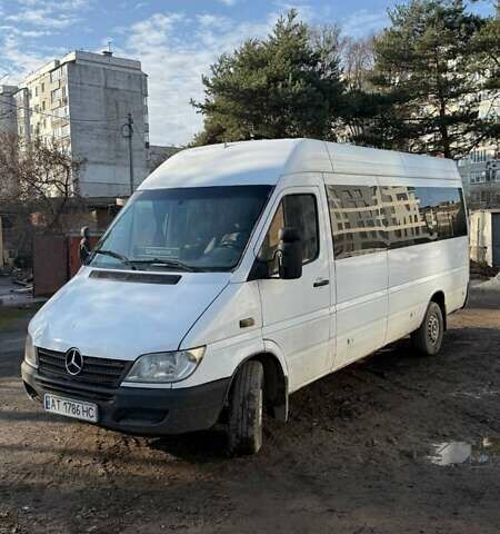 Білий Мерседес Sprinter, об'ємом двигуна 0 л та пробігом 550 тис. км за 6650 $, фото 1 на Automoto.ua