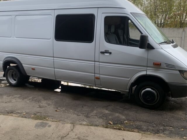 Білий Мерседес Sprinter, об'ємом двигуна 2.15 л та пробігом 536 тис. км за 9600 $, фото 1 на Automoto.ua