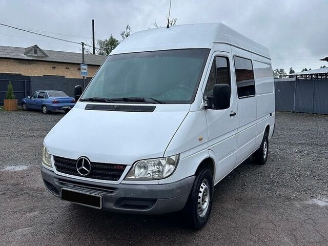 Білий Мерседес Sprinter, об'ємом двигуна 0 л та пробігом 496 тис. км за 5300 $, фото 1 на Automoto.ua