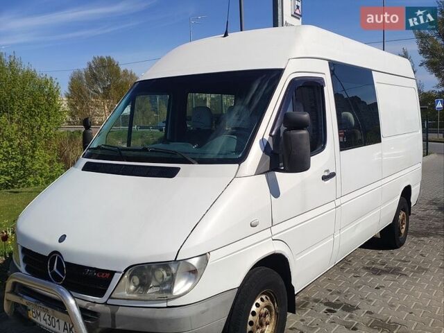 Белый Мерседес Sprinter, объемом двигателя 2.7 л и пробегом 520 тыс. км за 7500 $, фото 1 на Automoto.ua