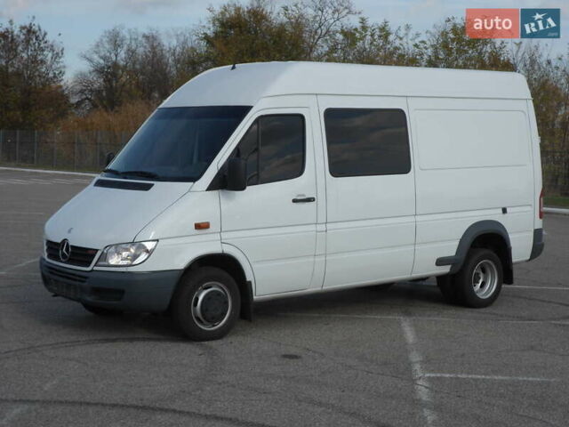 Белый Мерседес Sprinter, объемом двигателя 2.7 л и пробегом 658 тыс. км за 12800 $, фото 1 на Automoto.ua