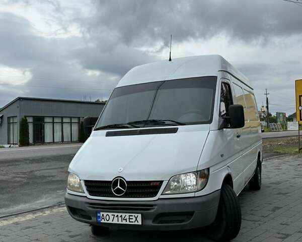 Белый Мерседес Sprinter, объемом двигателя 2.15 л и пробегом 5 тыс. км за 9000 $, фото 1 на Automoto.ua