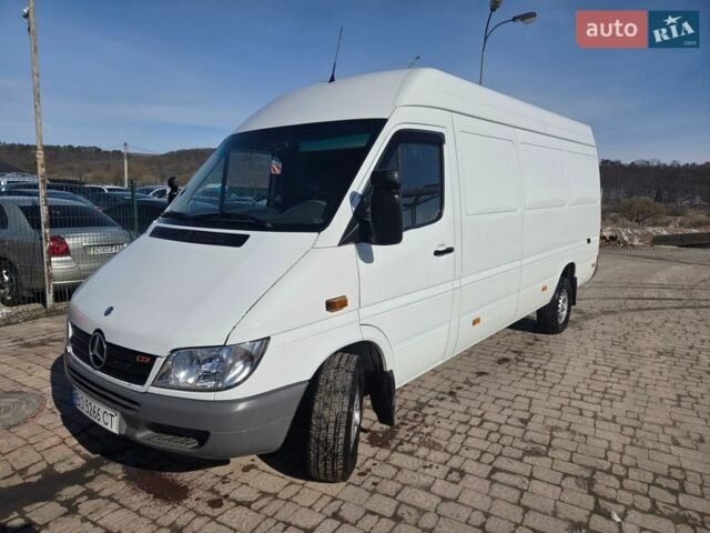 Білий Мерседес Sprinter, об'ємом двигуна 2.7 л та пробігом 444 тис. км за 15500 $, фото 1 на Automoto.ua