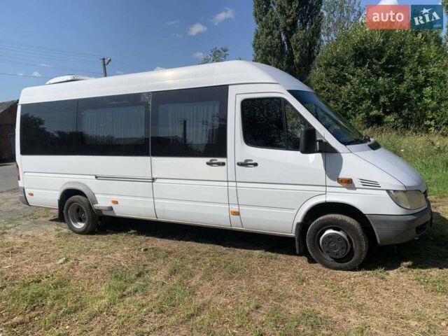 Білий Мерседес Sprinter, об'ємом двигуна 2.7 л та пробігом 220 тис. км за 17000 $, фото 1 на Automoto.ua