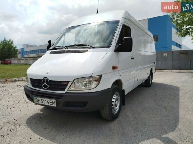 Білий Мерседес Sprinter, об'ємом двигуна 2.2 л та пробігом 299 тис. км за 10988 $, фото 1 на Automoto.ua