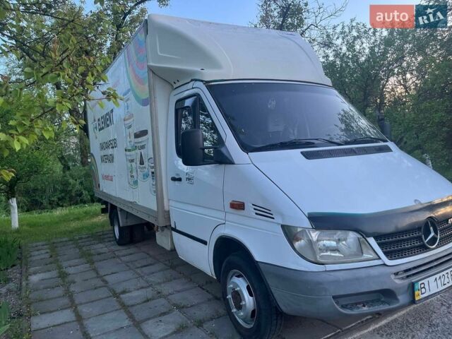 Белый Мерседес Sprinter, объемом двигателя 0 л и пробегом 635 тыс. км за 12300 $, фото 1 на Automoto.ua