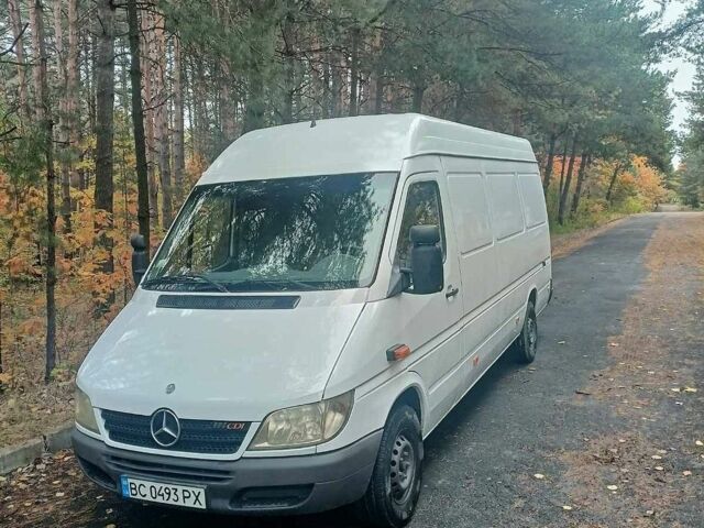 Білий Мерседес Sprinter, об'ємом двигуна 2.15 л та пробігом 465 тис. км за 12500 $, фото 1 на Automoto.ua
