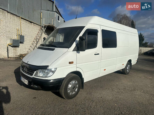 Білий Мерседес Sprinter, об'ємом двигуна 2.7 л та пробігом 590 тис. км за 12200 $, фото 1 на Automoto.ua