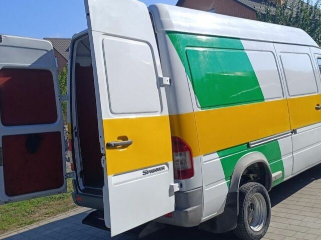 Білий Мерседес Sprinter, об'ємом двигуна 2.2 л та пробігом 501 тис. км за 11500 $, фото 1 на Automoto.ua