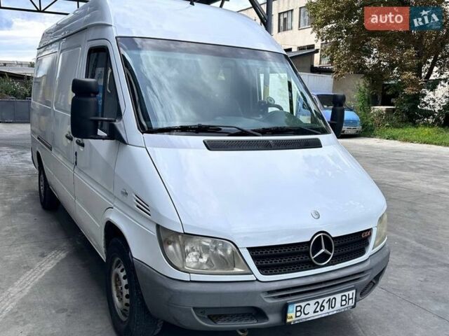 Білий Мерседес Sprinter, об'ємом двигуна 2.15 л та пробігом 500 тис. км за 8300 $, фото 1 на Automoto.ua
