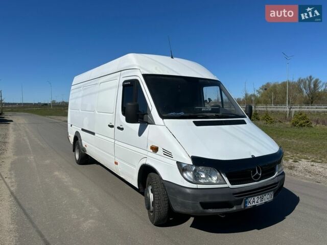 Белый Мерседес Sprinter, объемом двигателя 2.15 л и пробегом 926 тыс. км за 10400 $, фото 1 на Automoto.ua