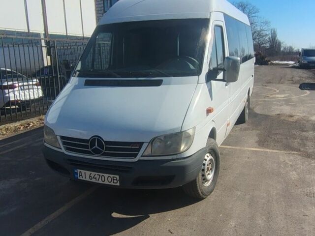 Белый Мерседес Sprinter, объемом двигателя 2.2 л и пробегом 600 тыс. км за 4800 $, фото 1 на Automoto.ua