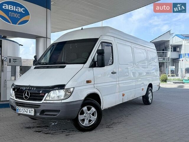 Белый Мерседес Sprinter, объемом двигателя 2.15 л и пробегом 680 тыс. км за 5999 $, фото 1 на Automoto.ua