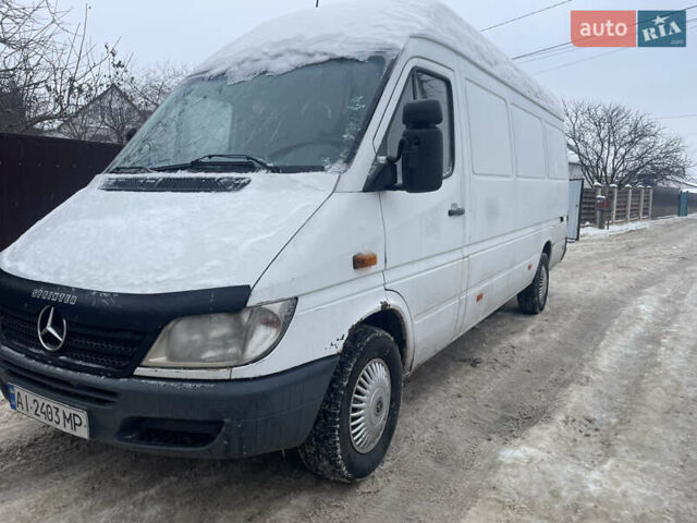 Білий Мерседес Sprinter, об'ємом двигуна 2.2 л та пробігом 500 тис. км за 7500 $, фото 1 на Automoto.ua