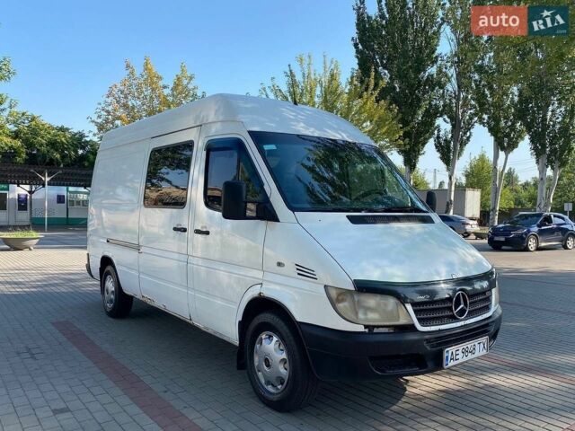Білий Мерседес Sprinter, об'ємом двигуна 2.1 л та пробігом 750 тис. км за 6500 $, фото 1 на Automoto.ua