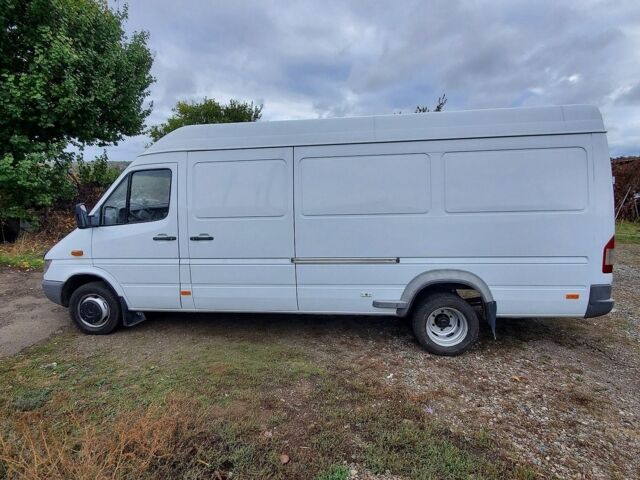 Белый Мерседес Sprinter, объемом двигателя 2.15 л и пробегом 480 тыс. км за 14000 $, фото 1 на Automoto.ua