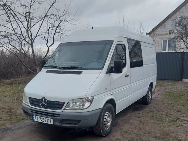 Белый Мерседес Sprinter, объемом двигателя 2.69 л и пробегом 580 тыс. км за 8500 $, фото 1 на Automoto.ua
