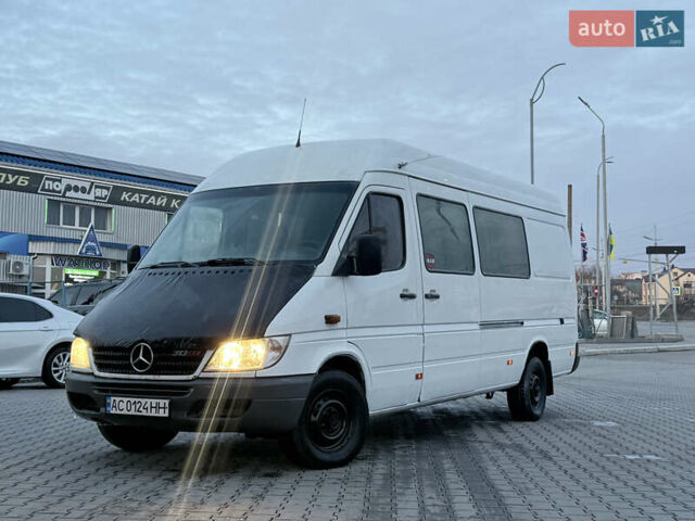 Білий Мерседес Sprinter, об'ємом двигуна 2.2 л та пробігом 530 тис. км за 6999 $, фото 1 на Automoto.ua