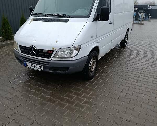 Білий Мерседес Sprinter, об'ємом двигуна 2.15 л та пробігом 295 тис. км за 8500 $, фото 1 на Automoto.ua