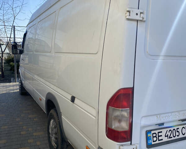 Белый Мерседес Sprinter, объемом двигателя 2.69 л и пробегом 5 тыс. км за 10500 $, фото 1 на Automoto.ua