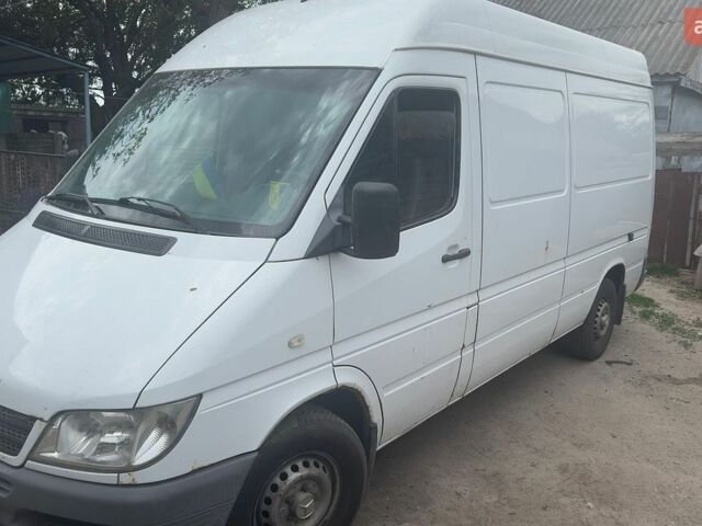 Білий Мерседес Sprinter, об'ємом двигуна 2.69 л та пробігом 747 тис. км за 8900 $, фото 1 на Automoto.ua