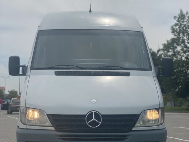 Білий Мерседес Sprinter, об'ємом двигуна 2.2 л та пробігом 480 тис. км за 12000 $, фото 1 на Automoto.ua