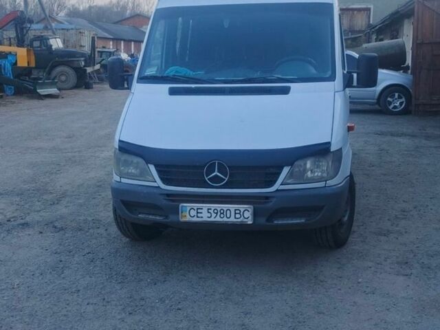 Білий Мерседес Sprinter, об'ємом двигуна 2.15 л та пробігом 633 тис. км за 5500 $, фото 1 на Automoto.ua