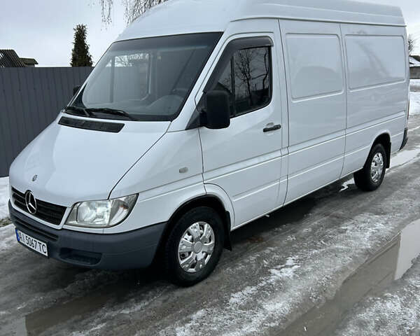 Білий Мерседес Sprinter, об'ємом двигуна 0 л та пробігом 529 тис. км за 10000 $, фото 1 на Automoto.ua