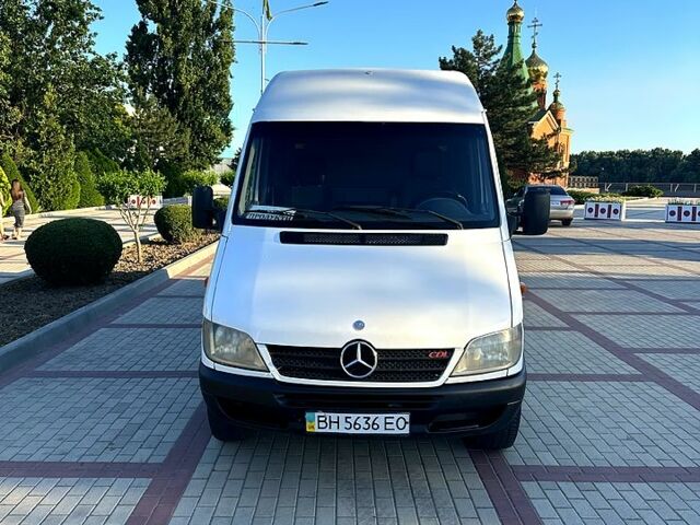 Білий Мерседес Sprinter, об'ємом двигуна 2.2 л та пробігом 74 тис. км за 7000 $, фото 1 на Automoto.ua