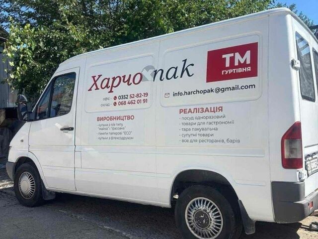 Белый Мерседес Sprinter, объемом двигателя 2.1 л и пробегом 273 тыс. км за 6678 $, фото 1 на Automoto.ua
