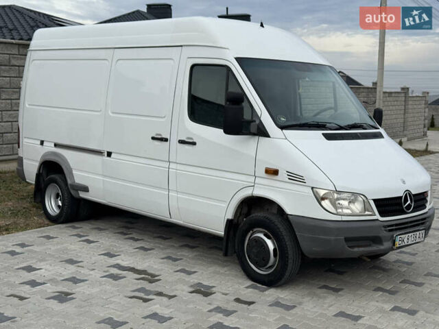 Білий Мерседес Sprinter, об'ємом двигуна 2.69 л та пробігом 427 тис. км за 15100 $, фото 1 на Automoto.ua