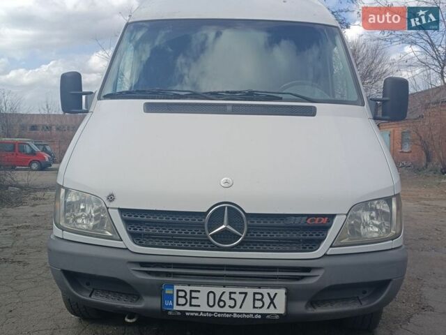 Білий Мерседес Sprinter, об'ємом двигуна 2.15 л та пробігом 421 тис. км за 8400 $, фото 1 на Automoto.ua