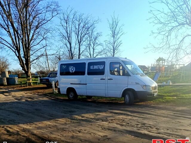 Белый Мерседес Sprinter, объемом двигателя 2.7 л и пробегом 0 тыс. км за 7500 $, фото 1 на Automoto.ua