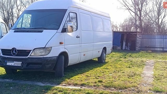Білий Мерседес Sprinter, об'ємом двигуна 2.15 л та пробігом 900 тис. км за 8500 $, фото 1 на Automoto.ua