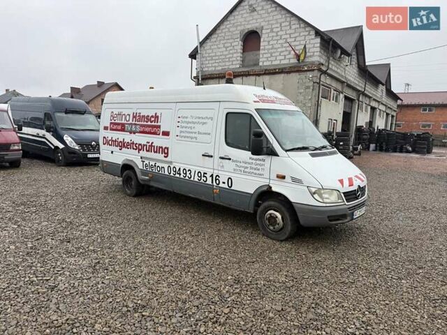 Білий Мерседес Sprinter, об'ємом двигуна 2.7 л та пробігом 350 тис. км за 15990 $, фото 1 на Automoto.ua