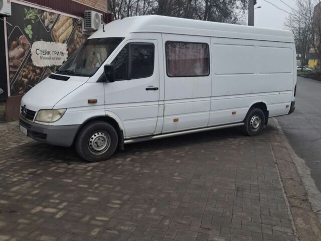 Білий Мерседес Sprinter, об'ємом двигуна 2.2 л та пробігом 481 тис. км за 9000 $, фото 1 на Automoto.ua