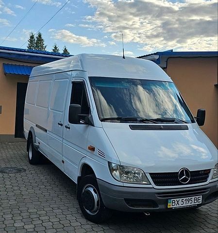 Білий Мерседес Sprinter, об'ємом двигуна 2.7 л та пробігом 358 тис. км за 18500 $, фото 1 на Automoto.ua