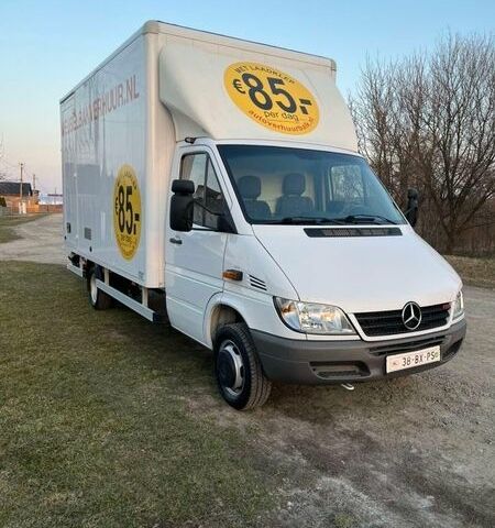Белый Мерседес Sprinter, объемом двигателя 2.7 л и пробегом 314 тыс. км за 21800 $, фото 1 на Automoto.ua