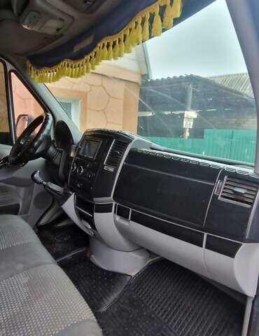 Белый Мерседес Sprinter, объемом двигателя 2.15 л и пробегом 340 тыс. км за 13500 $, фото 1 на Automoto.ua