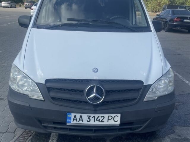 Белый Мерседес Sprinter, объемом двигателя 2.15 л и пробегом 309 тыс. км за 6500 $, фото 1 на Automoto.ua
