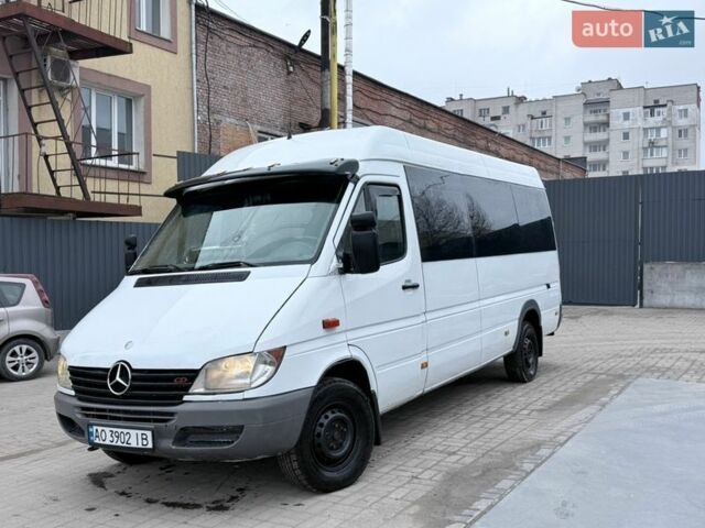 Білий Мерседес Sprinter, об'ємом двигуна 2.7 л та пробігом 260 тис. км за 6999 $, фото 1 на Automoto.ua