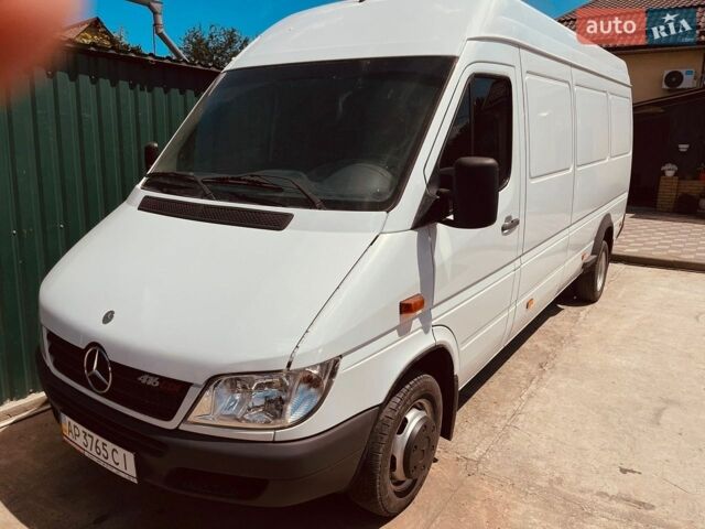 Белый Мерседес Sprinter, объемом двигателя 2.69 л и пробегом 420 тыс. км за 18500 $, фото 1 на Automoto.ua