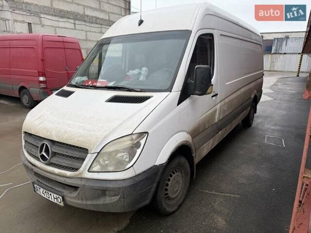 Білий Мерседес Sprinter, об'ємом двигуна 2.15 л та пробігом 100 тис. км за 8700 $, фото 1 на Automoto.ua