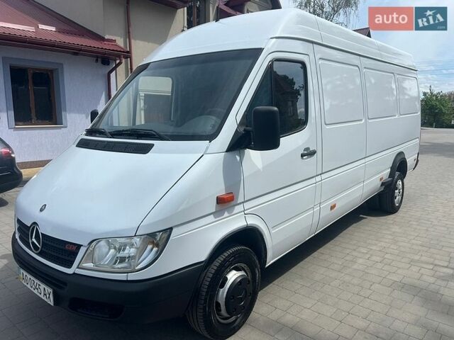 Белый Мерседес Sprinter, объемом двигателя 2.7 л и пробегом 708 тыс. км за 11300 $, фото 1 на Automoto.ua